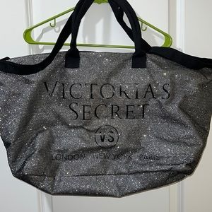 🚨5 for $20🚨 Super Sparkle Glittery Victorias Secret Tote Bag Silver Black